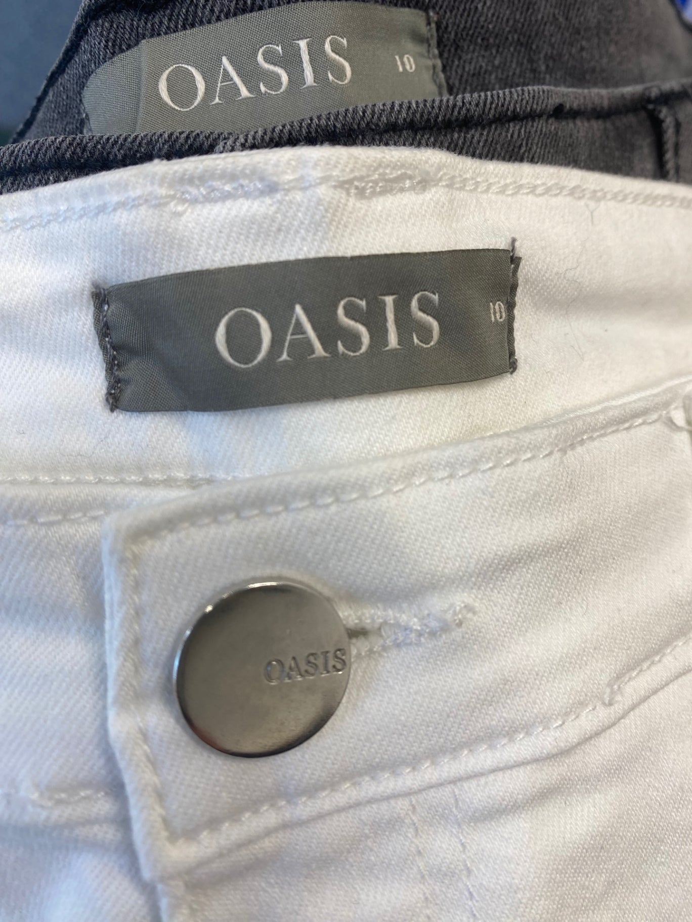 Gorgeous duo of Oasis Shorts UK10 White & Black/ grey LF003