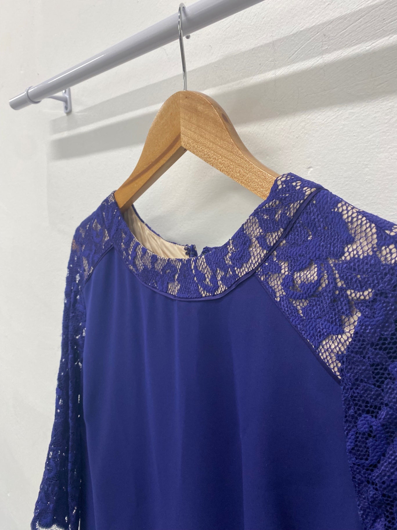 Gorgeous Coast Dress Uk14 Royal blue lace sleeves Occasion events LF003