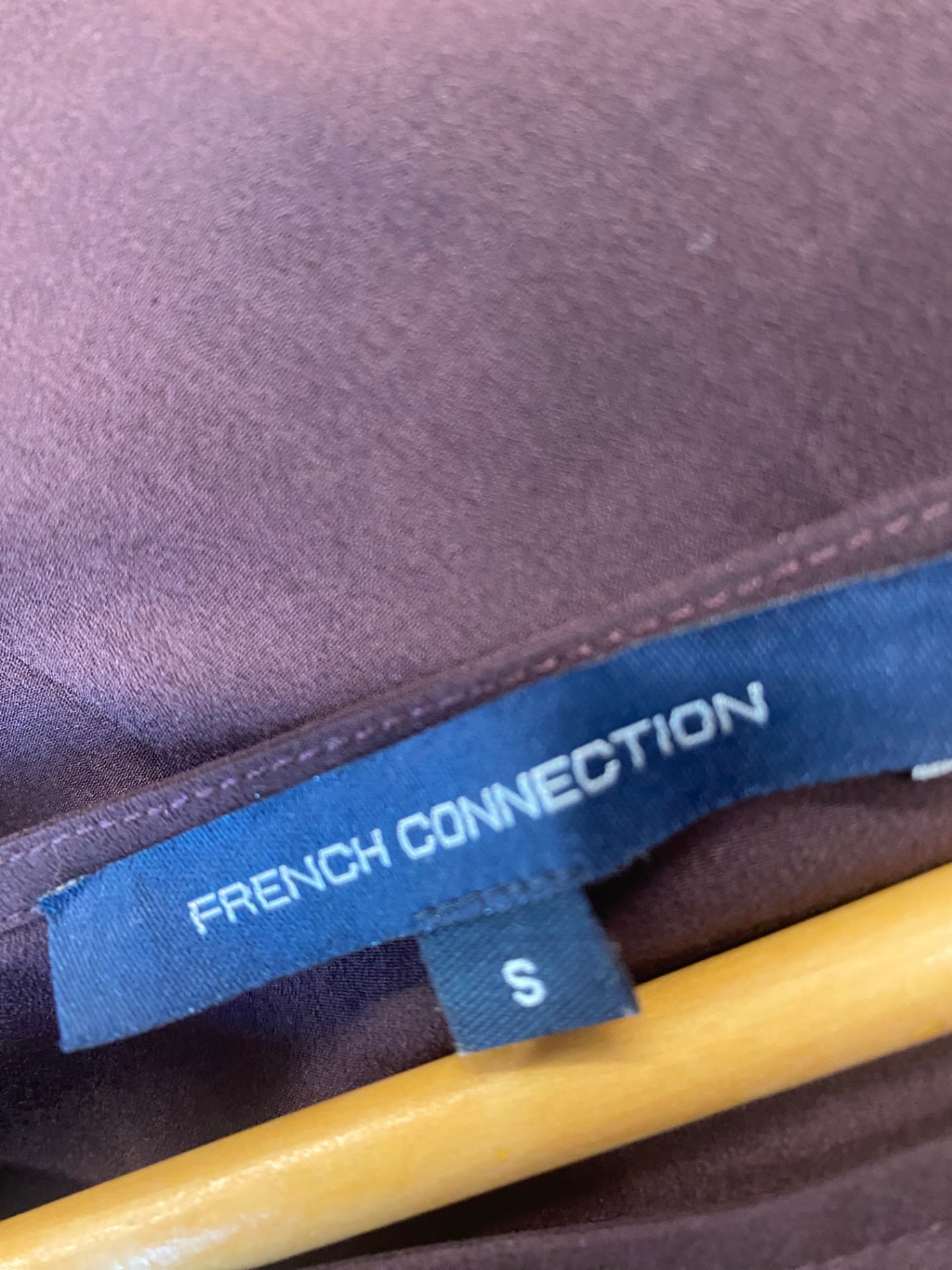 Gorgeous French Connection Long Sleeve Top UKS Maroon semi sheer sleeves LF003