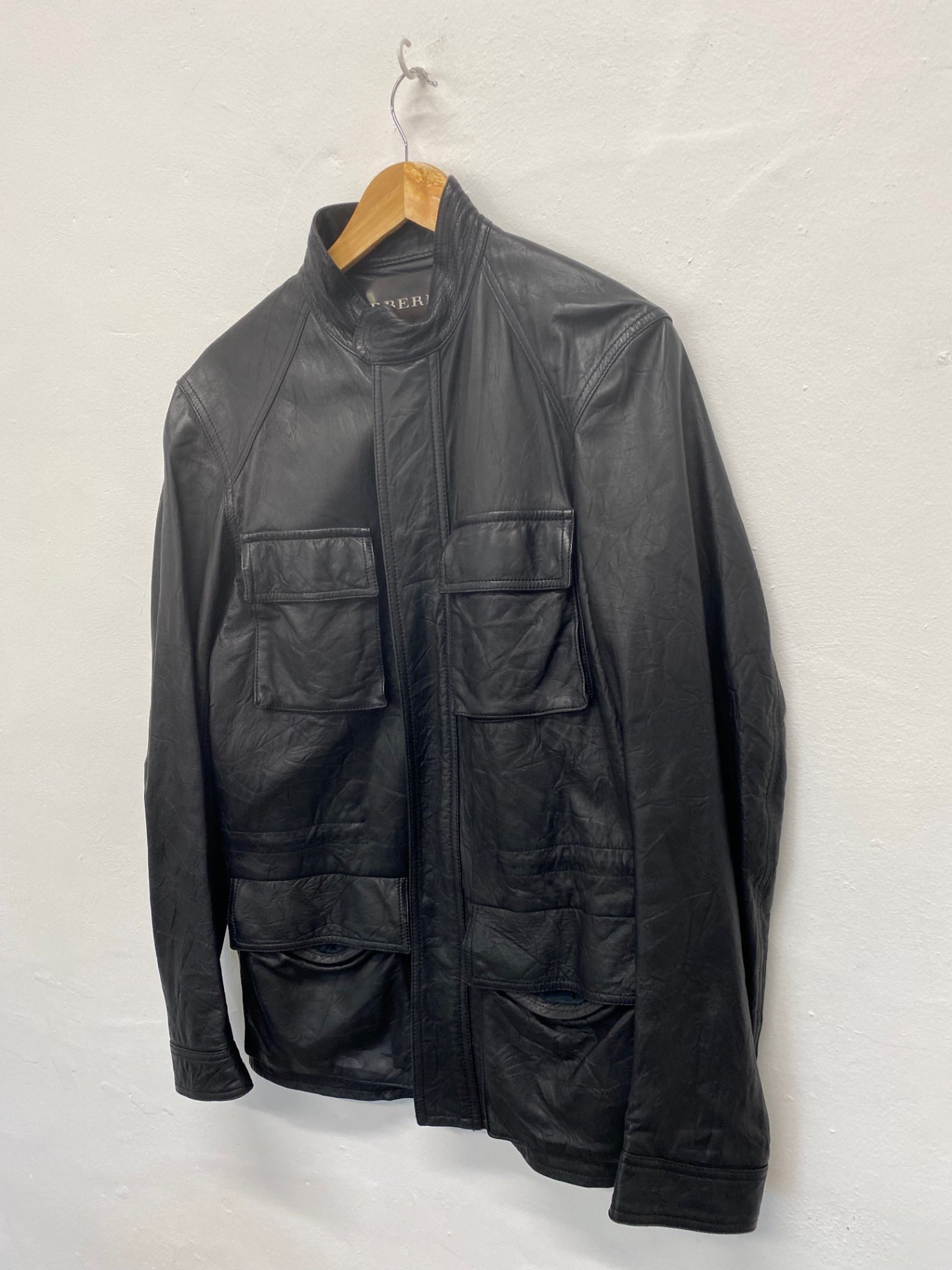 Fabulous Burberry Leather biker Jacket 40R Black utility biker Buttersoft LT002