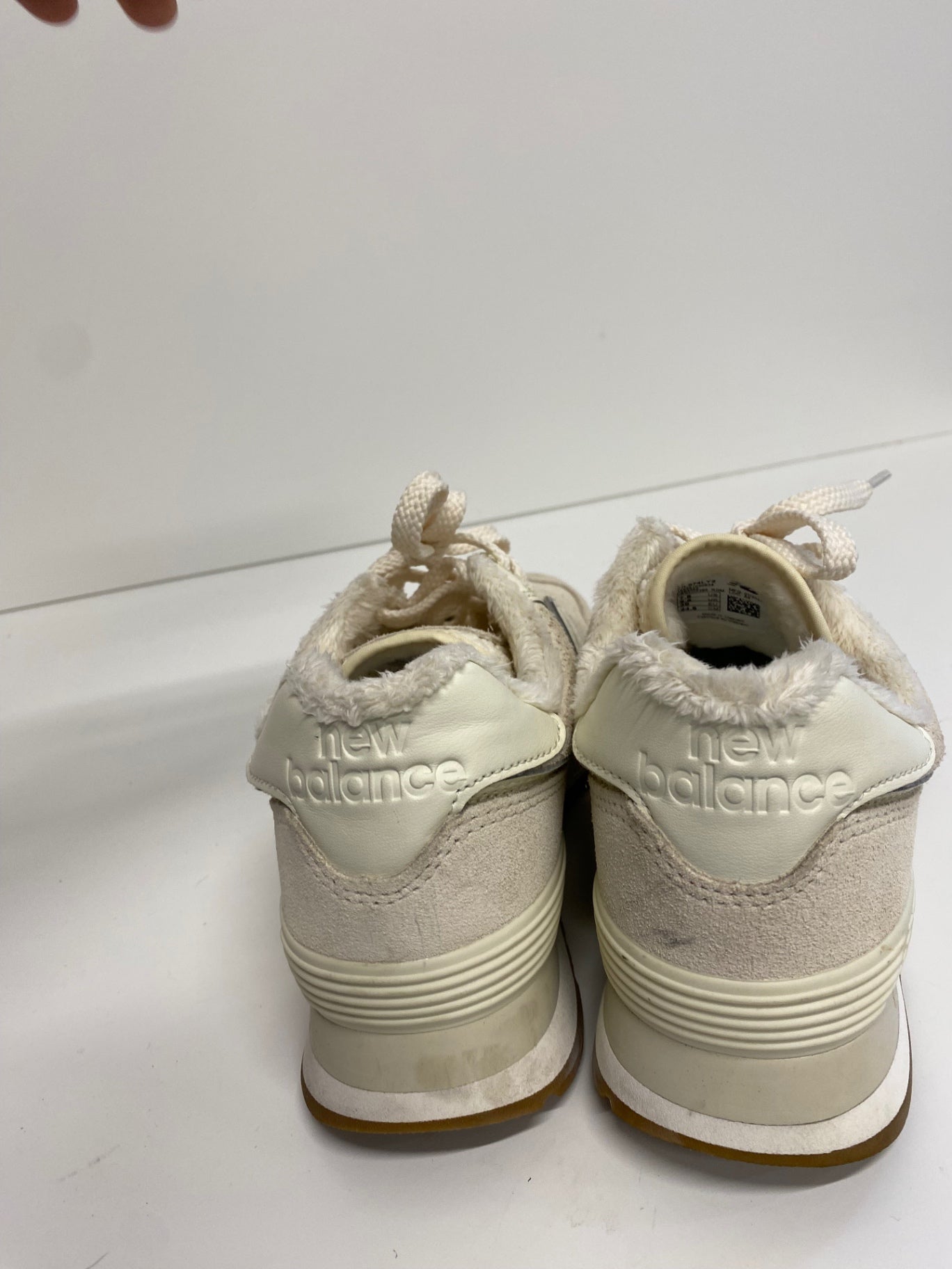 Gorgeous New Balance 574 Moon Leopard Sneakers Uk5.5 Cream & faux fur LT002