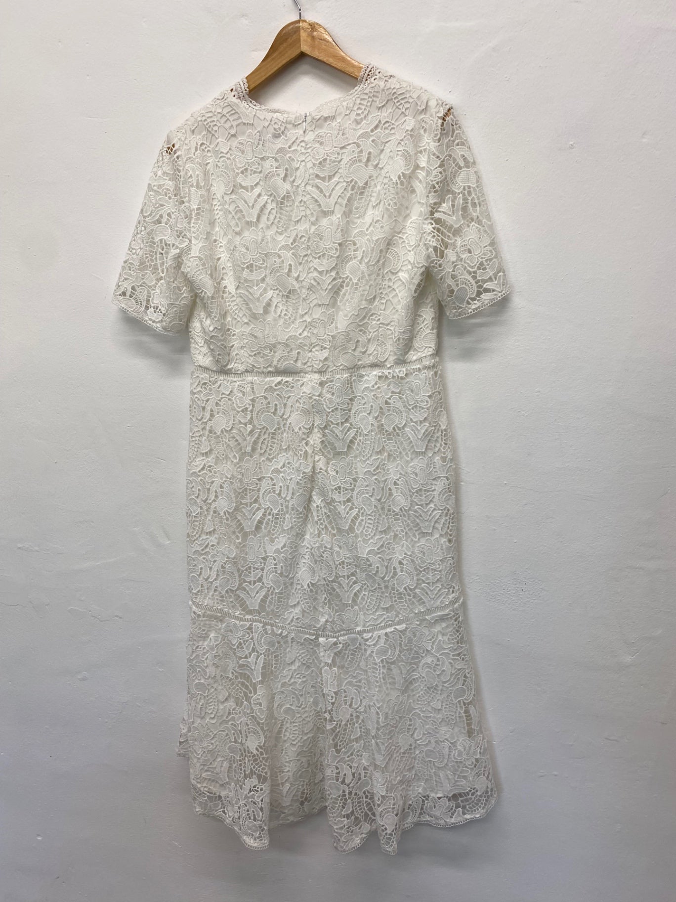 Fabulous French Connection Midi Dress Uk16 White Broderie overlay occasion events BM051