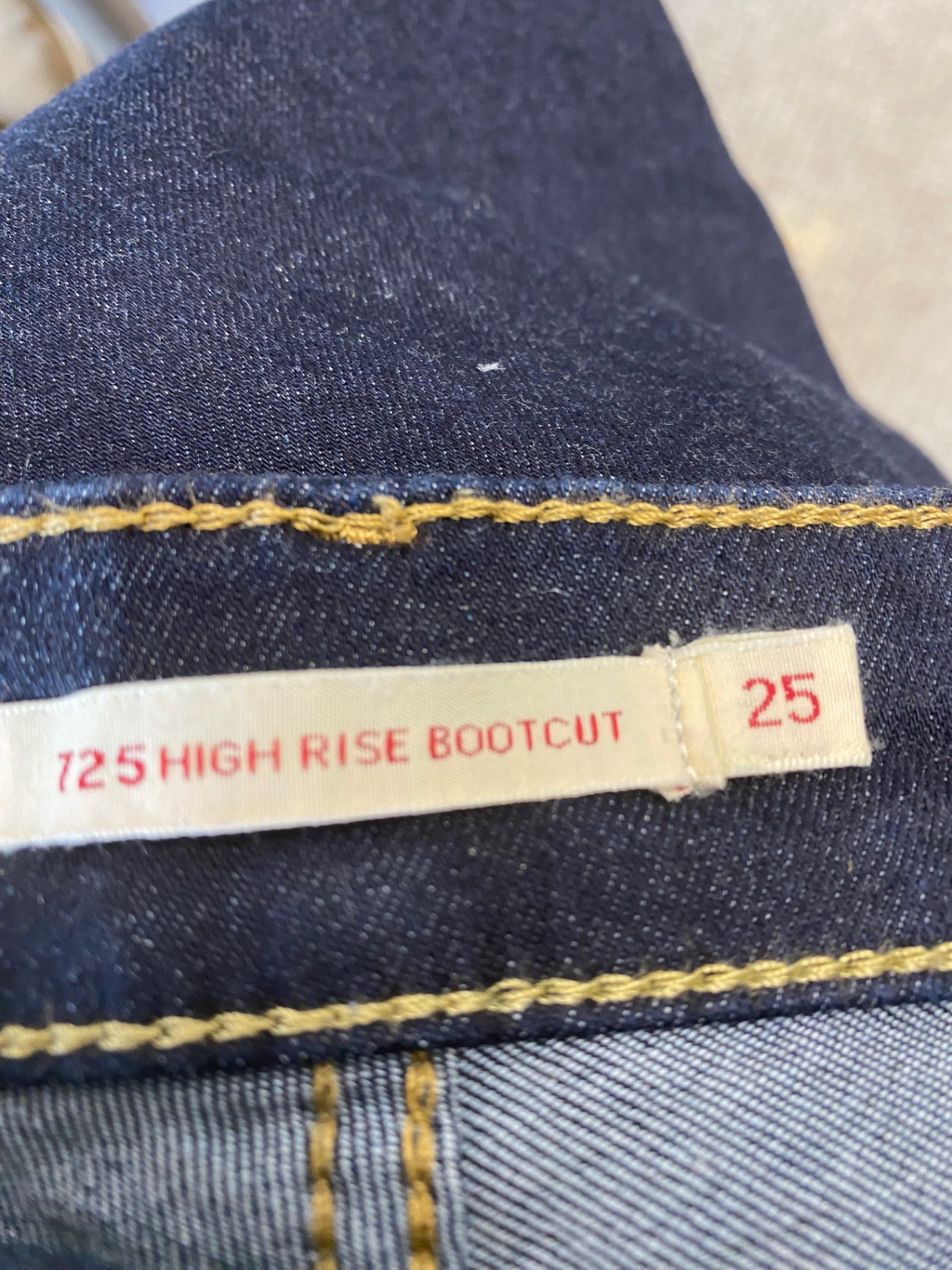 Fabulous Levi’s Bootcut Jeans W25” Dark blue high Rise Uk8 FK116