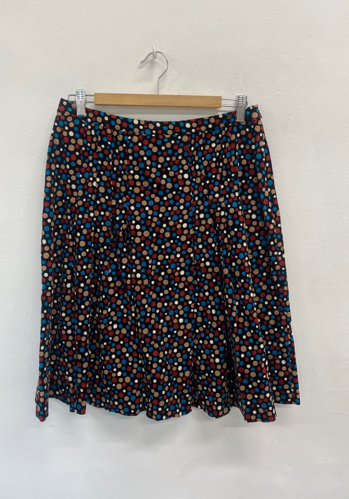Fabulous HOBBS Skirt UK10 Black with multicolored dots FK116