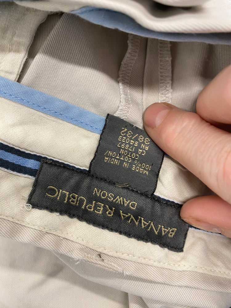Fabulous Banana Republic Trousers W38” L32” classic  Beige FK116