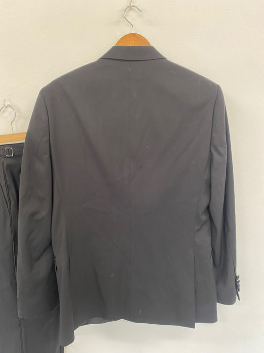 Amazing Moss Bros Dinner suit 40R Black