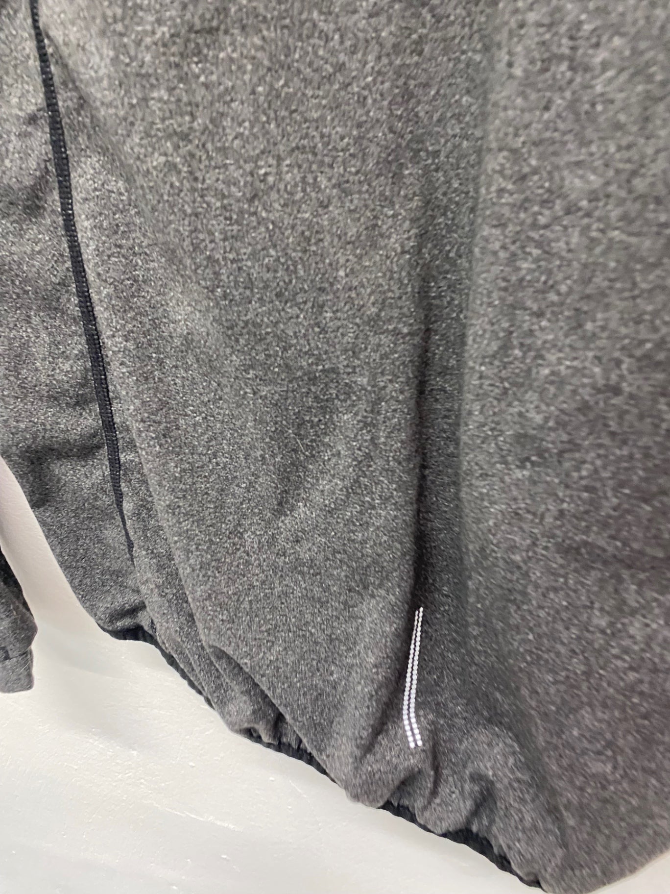 Amazing TCS Sports top UkM Dark Gray Team Trim London Marathon Uk12 FK116