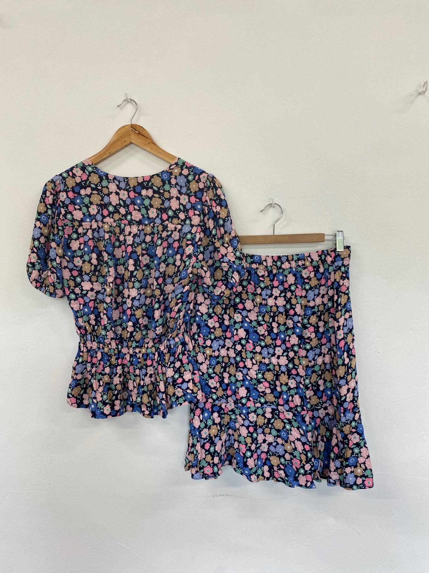 Marks & Spencers Ditsy Floral Co-ord UK8-10 AF003