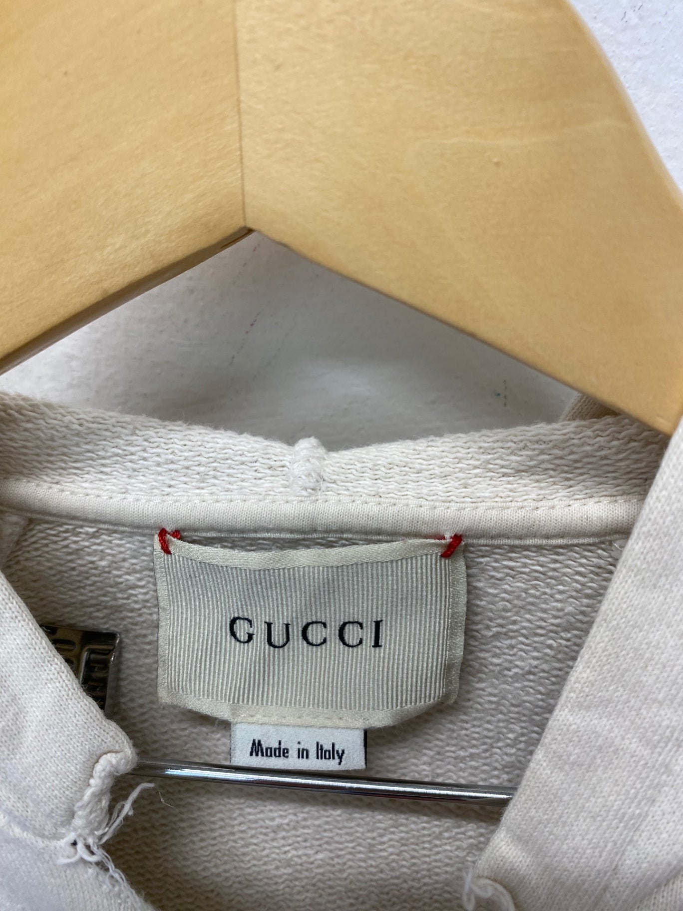 Amazing Gucci Hoodie Age 10 Beige distressed neckline BB001