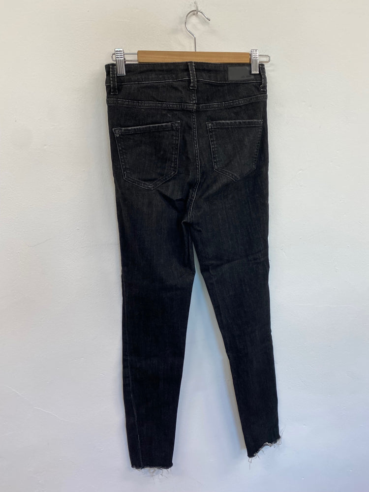 Amazing Marks & Spencer The Ivy  Jeans Uk8 Black distressed raw edge HT149