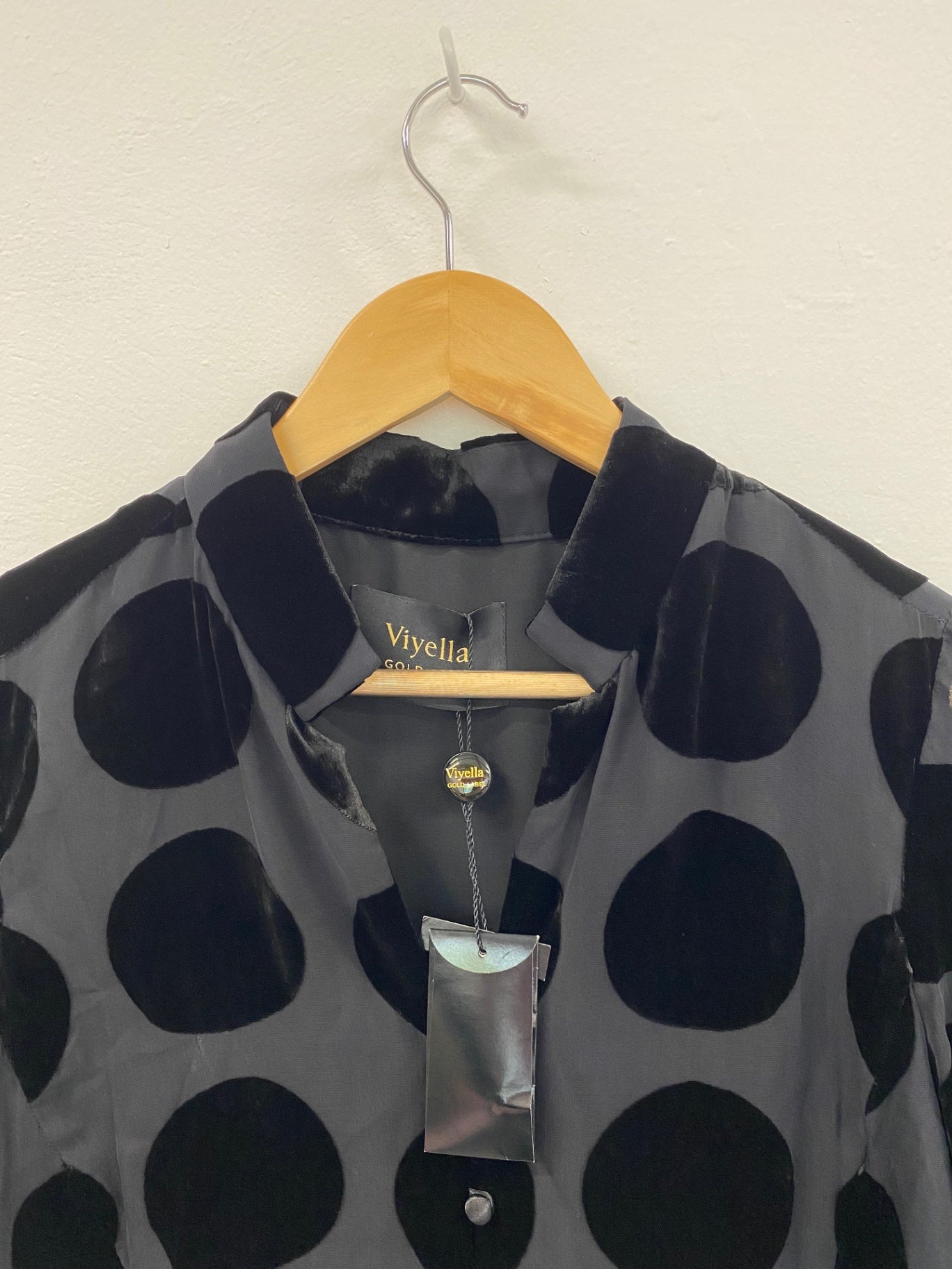 Amazing Viyella party Blouse Uk8 Black spotted velvet detail New HT149 