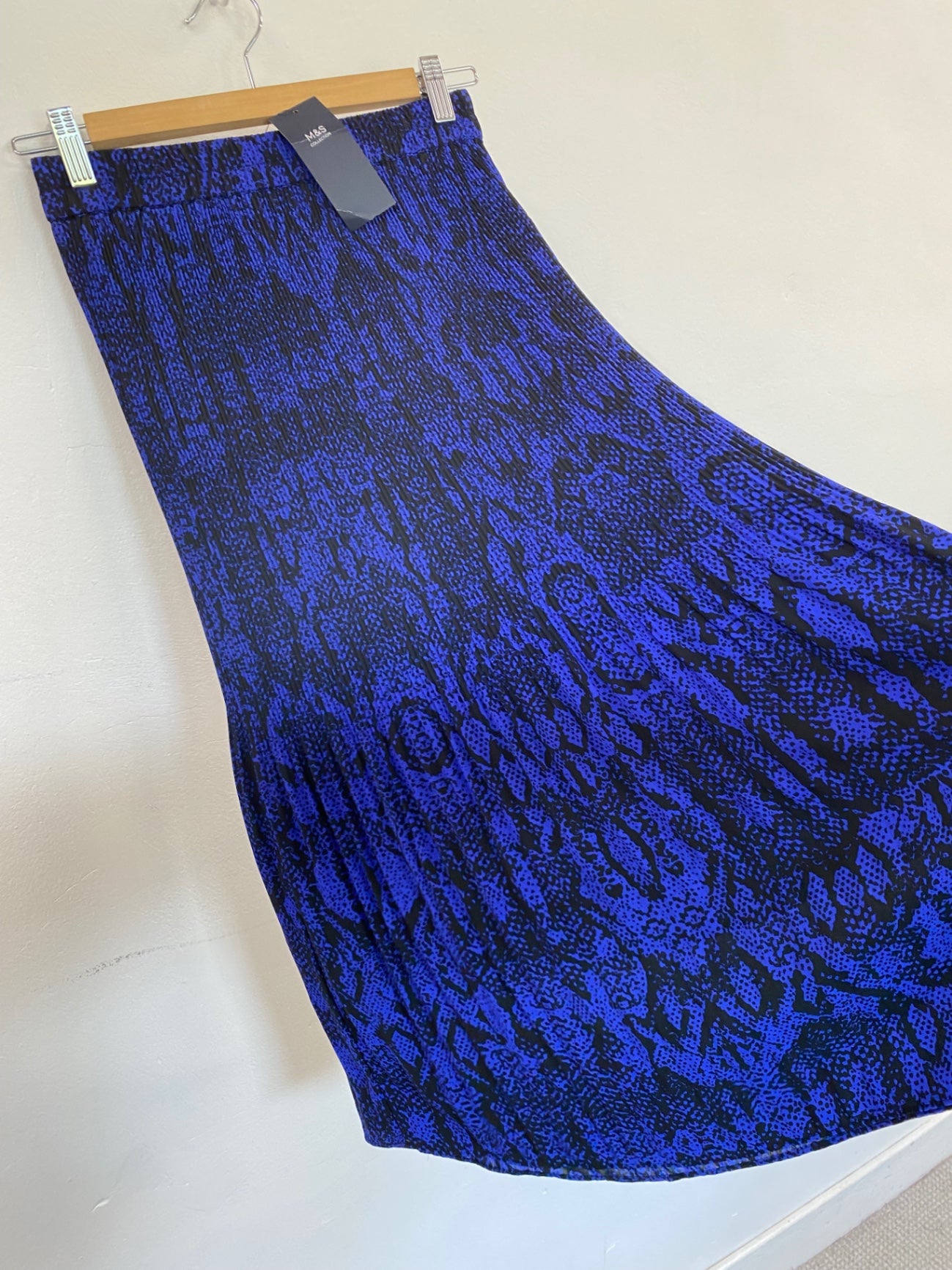Amazing M&S Collection pleated midi Skirt Uk8 Blue & Black  HT149