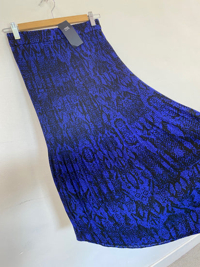 Amazing M&S Collection pleated midi Skirt Uk8 Blue & Black  HT149