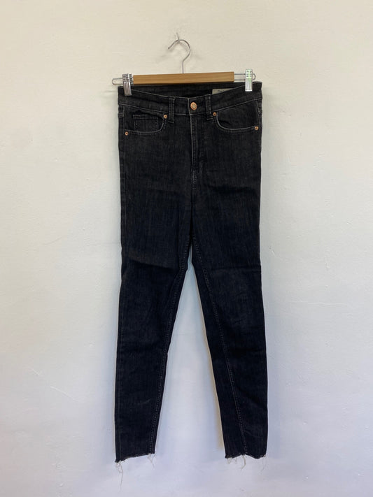 Amazing Marks & Spencer The Ivy  Jeans Uk8 Black distressed raw edge HT149