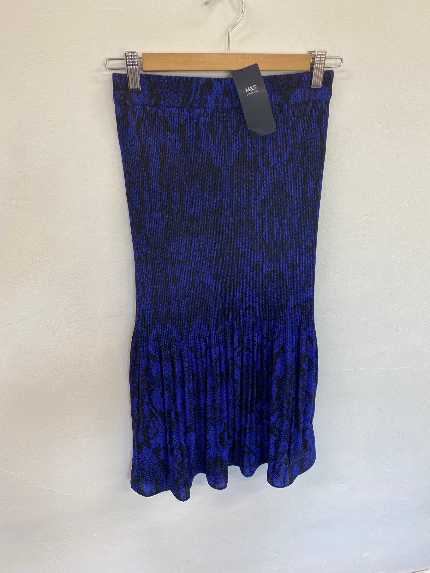Amazing M&S Collection pleated midi Skirt Uk8 Blue & Black  HT149