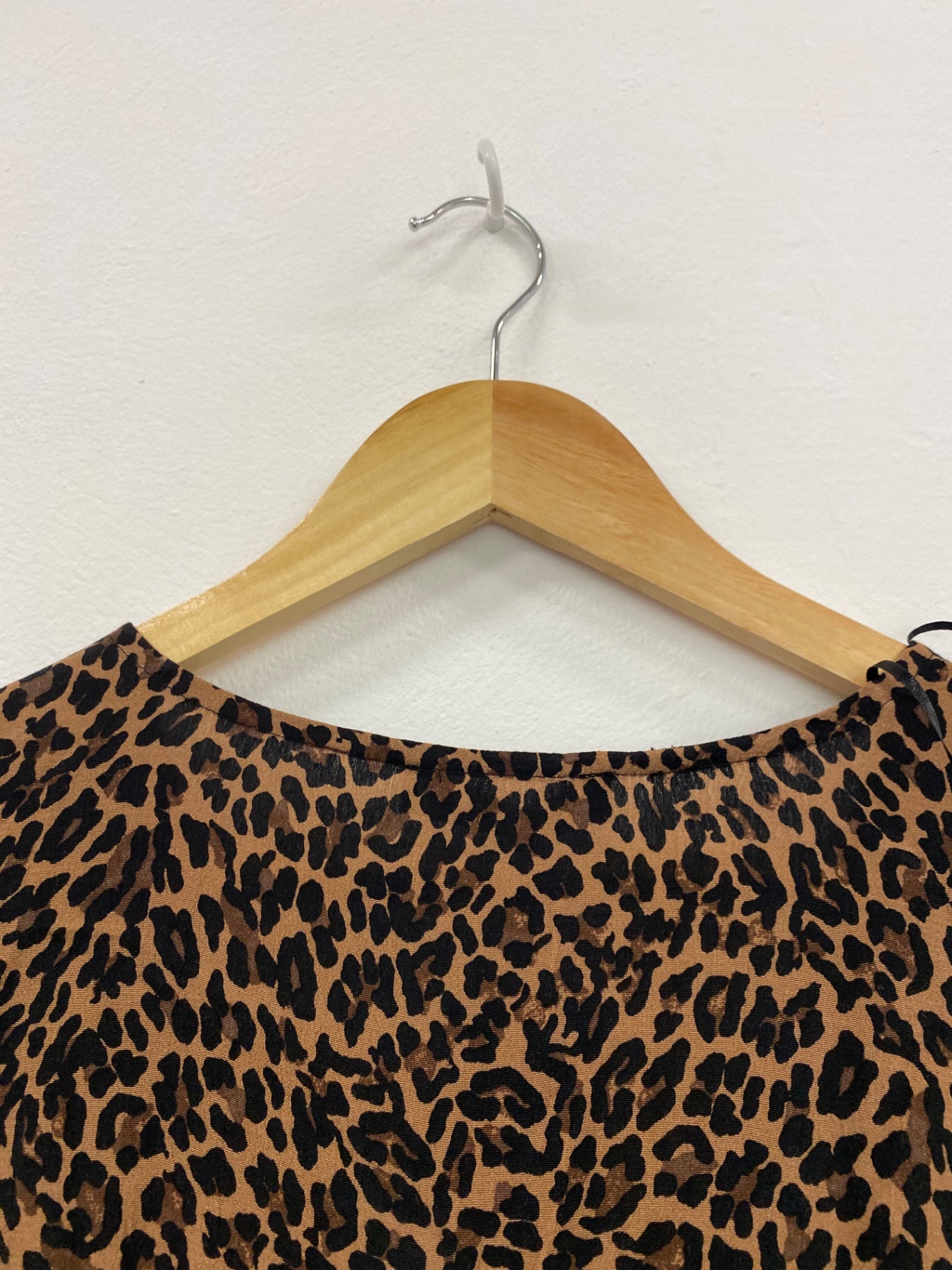 Fabulous M&S Tea Dress leopard print UK8 lightweight Midaxi HT149