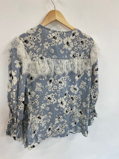 Fabulous M&S x GHOST lace trimmed ornate romantic Blouse UK8 Blue & cream HT149