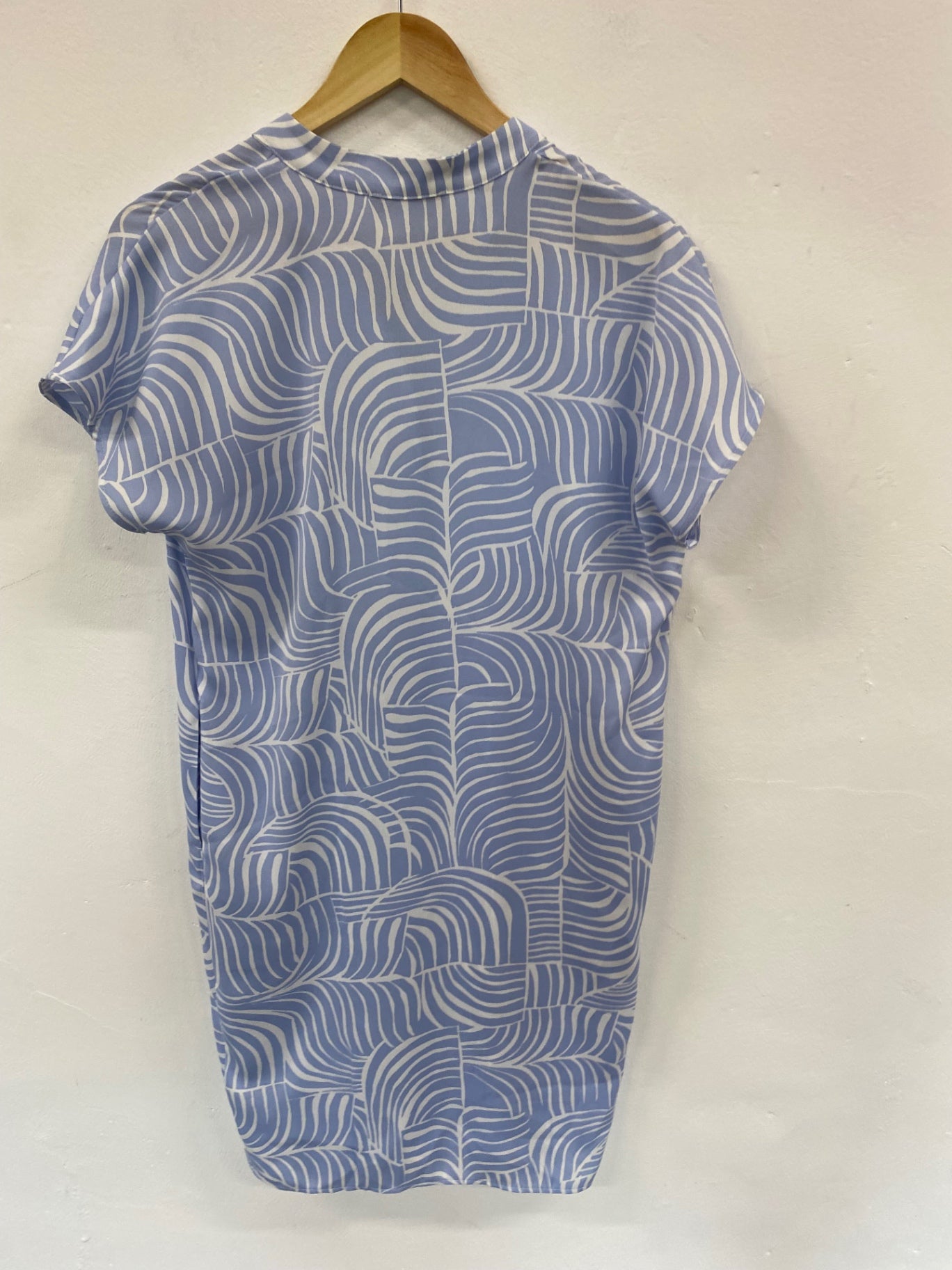 Fabulous M&S Tunic dress Uk8 Blue & white lightweight HT149