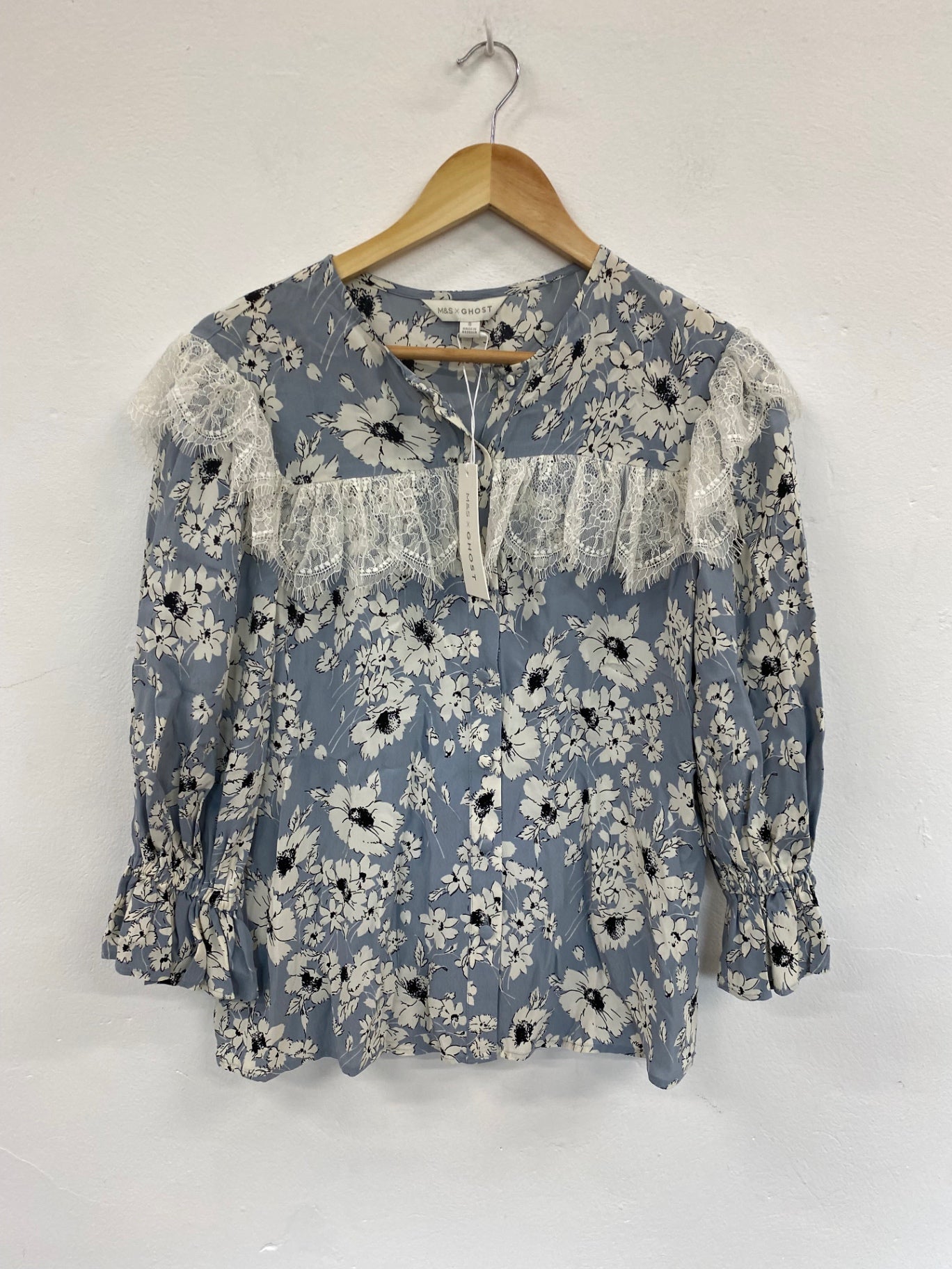 Fabulous M&S x GHOST lace trimmed ornate romantic Blouse UK8 Blue & cream HT149