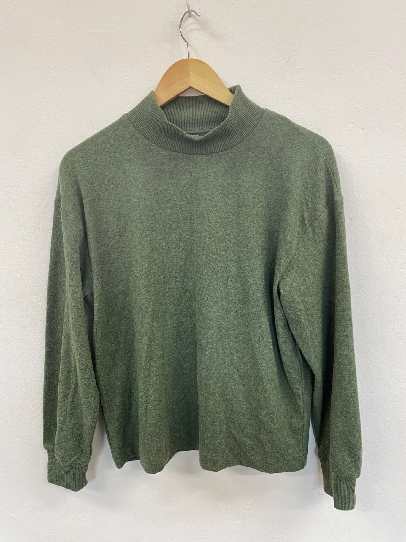 Fabulous M&S Collection mid neck Sweater UK10 Green Cosy soft HT149