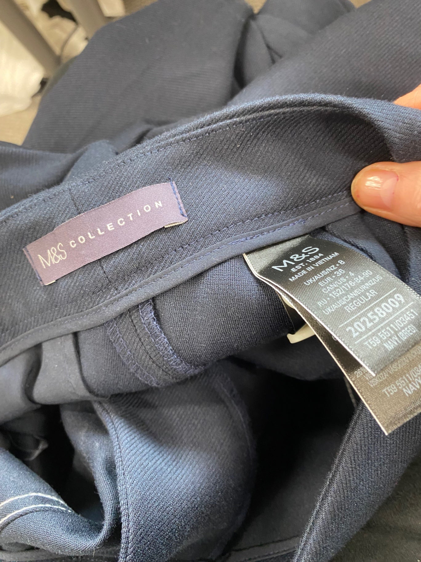 Fabulous M&S Collection Cropped trousers UK8 Navy White trim & pockets HT149