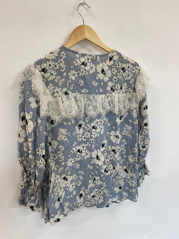 Fabulous M&S x GHOST lace trimmed ornate romantic Blouse UK8 Blue & cream HT149
