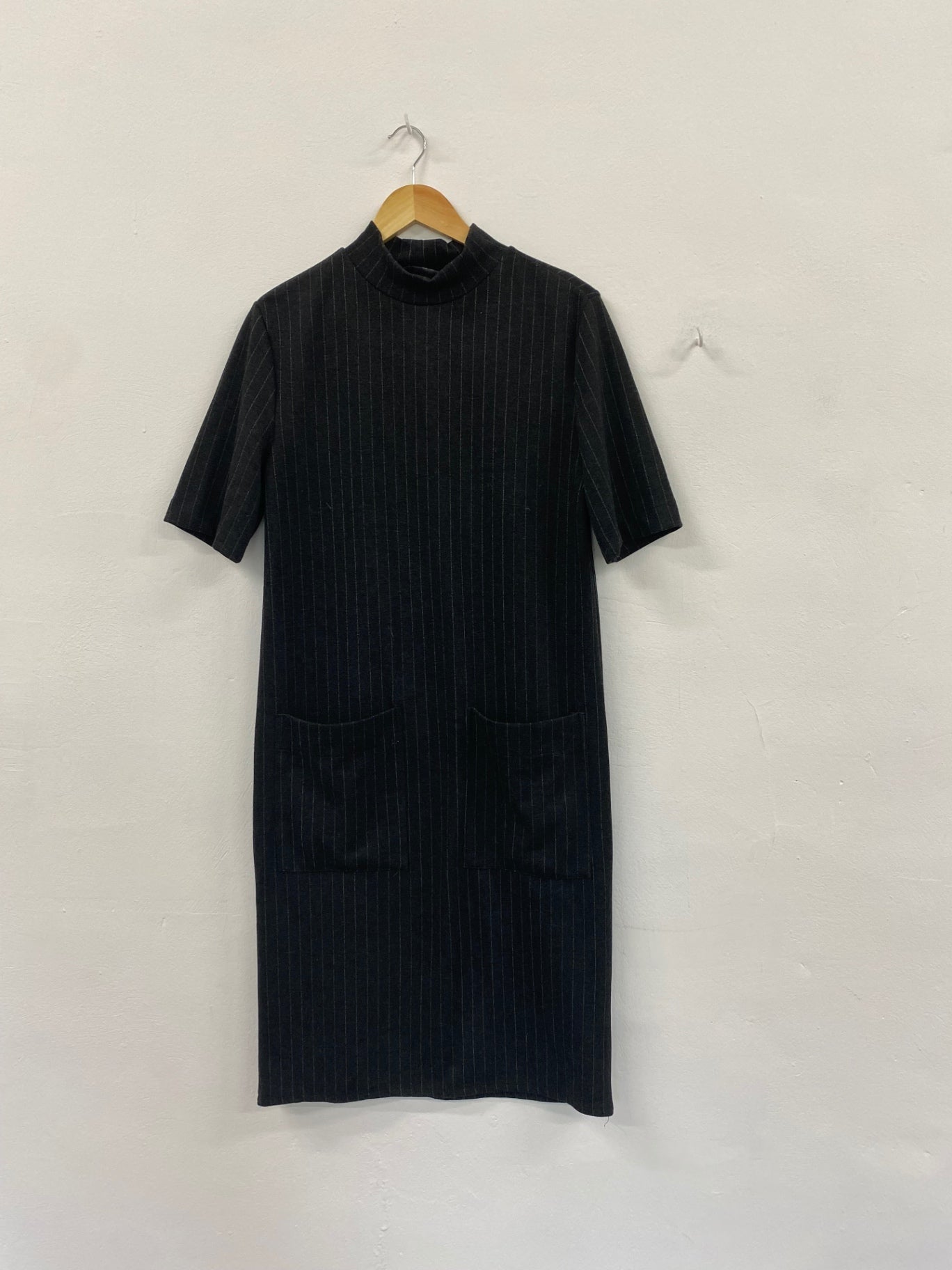 Amazing M&S Collection Pinstripe formal office Dress UK8 Grey preppy HT149