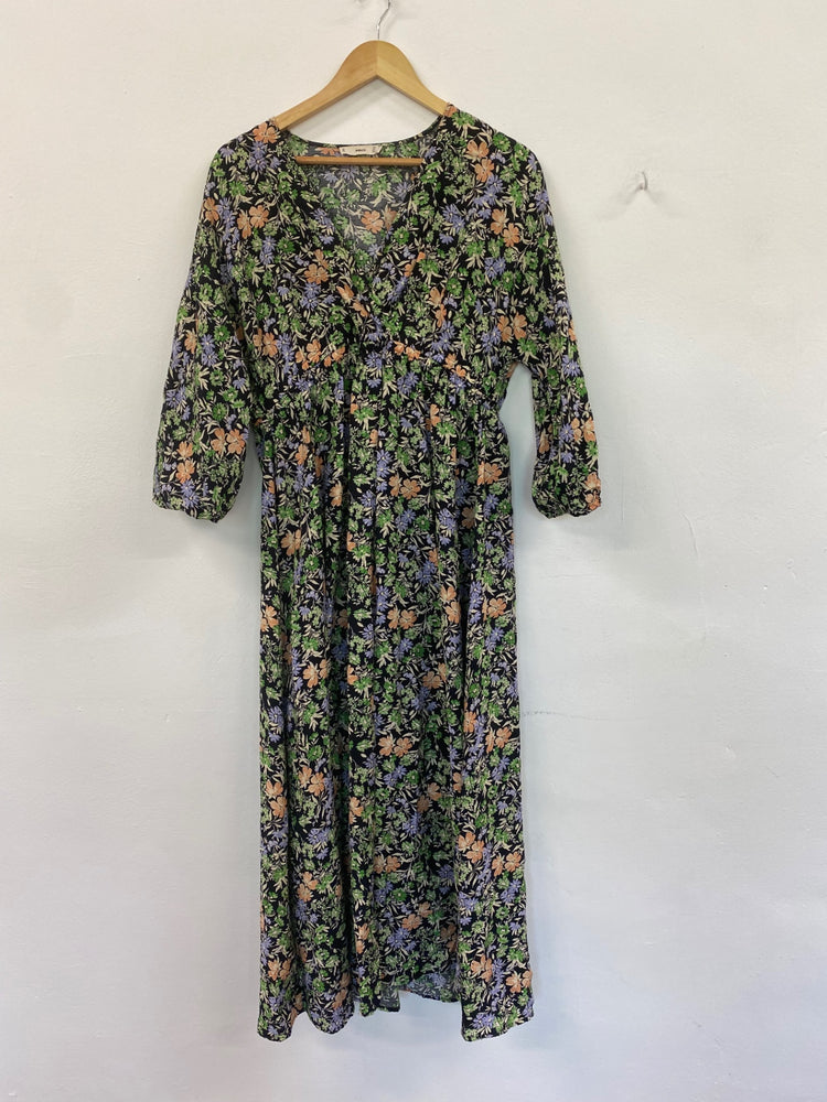 Fabulous Mango botanical floral tea Dress UK L Green HT149