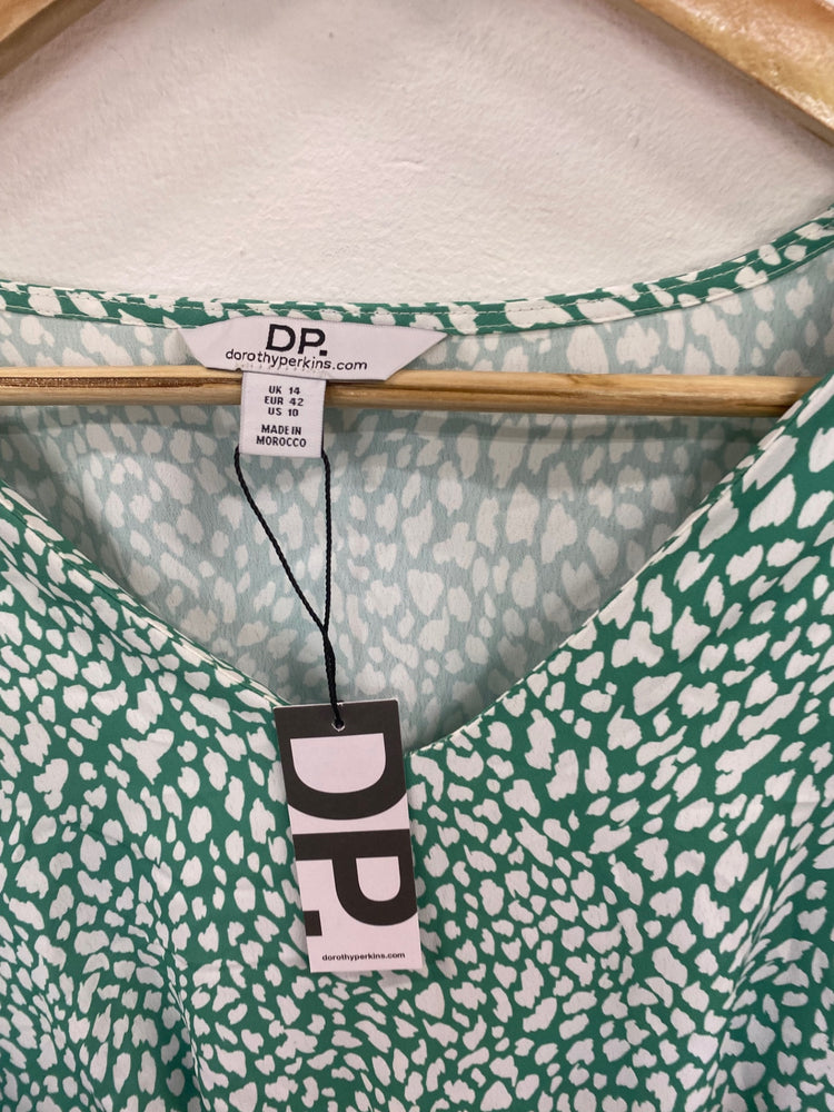 Fabulous DP romantic summer tea  Dress Uk14 Green & white HT149