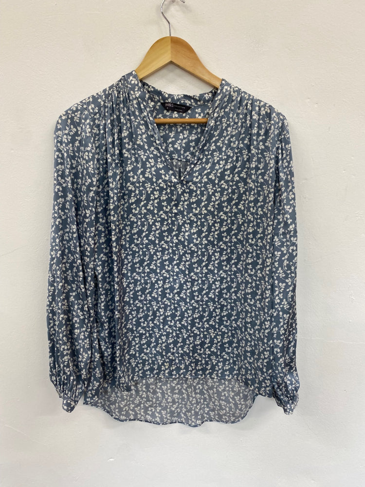 Gorgeous M&S Blouse UK8 Blue & White classic piece HT149
