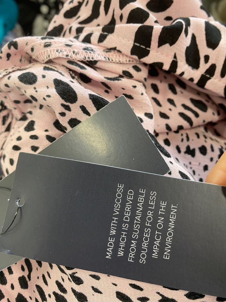 Gorgeous M&S Collection spotted Raaa animal print Blouse Uk8 Pink HT149