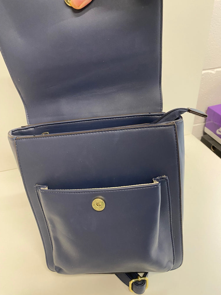 Fabulous BCBG Generation Backpack M Navy blue JM182