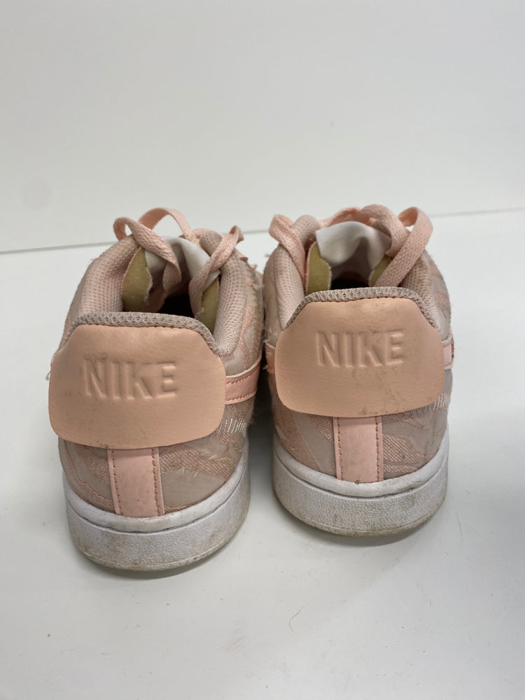 Fabulous Nike Court Vision Premium Low Leather Sneakers UK5 Apricot JM182