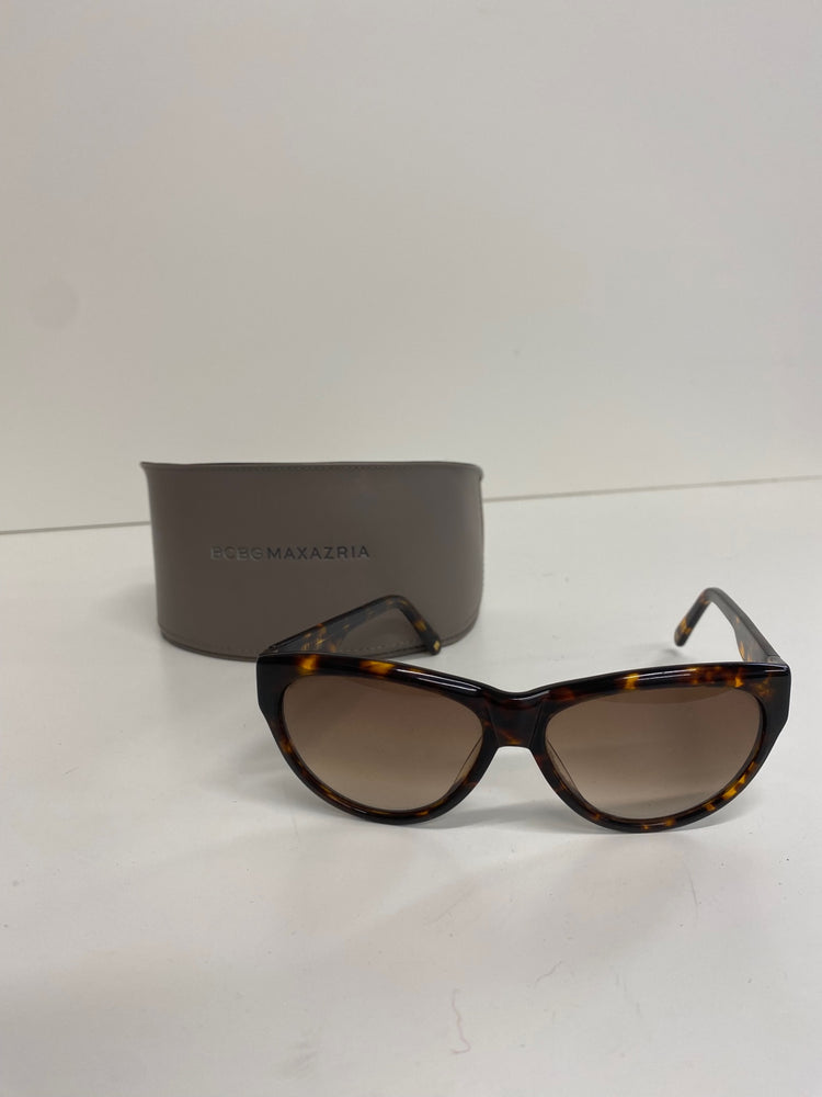 Fabulous BCBG Maxazria Sunglasses One size Tortoiseshell Classics JM182