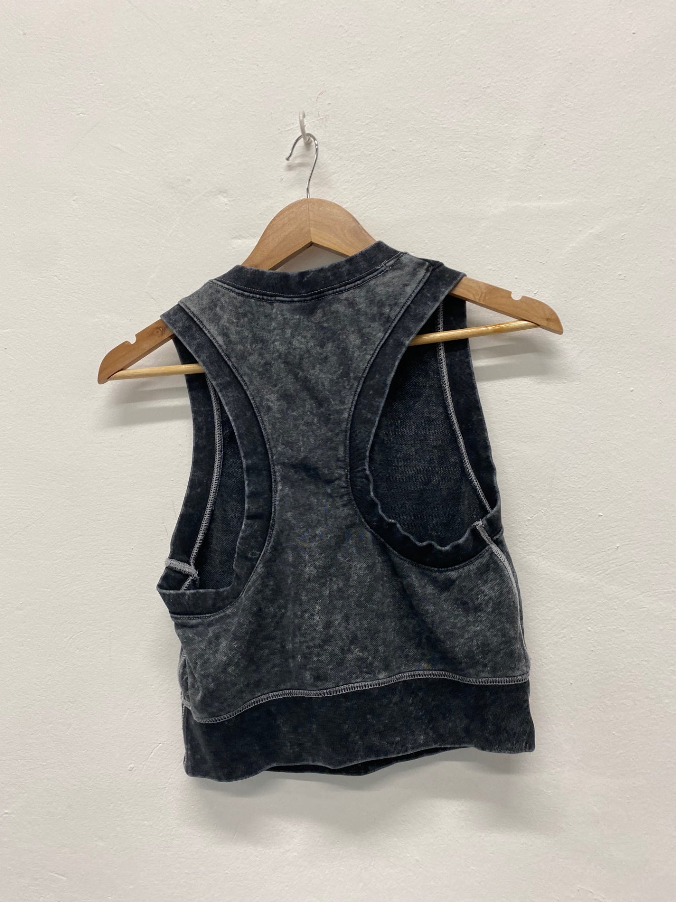 Fabulous Nike Sleeveless gym Top UK S Grey Vintage style JM182