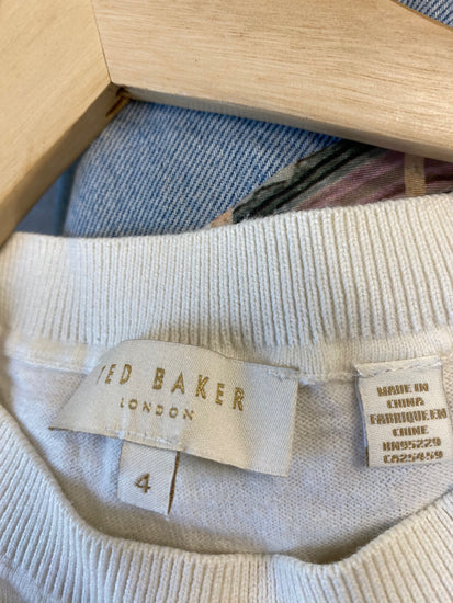 Fabulous Ted Baker Sleeveless  pleated back Top Uk14-16 Size 4 Cream BM001