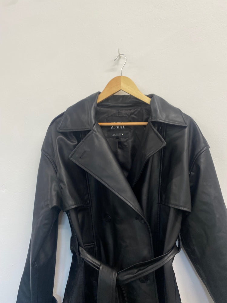 Fabulous Zara Trench Coat UK M Black faux leather city KS002