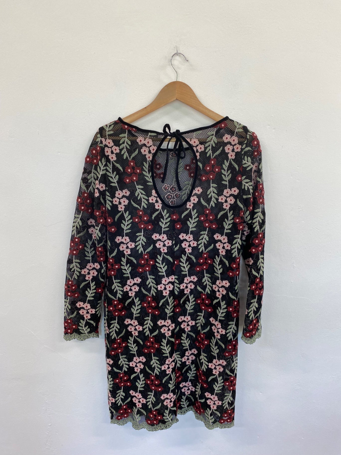 Fabulous Penny Black Floral Mesh Midi Dress UK14-16 RR001
