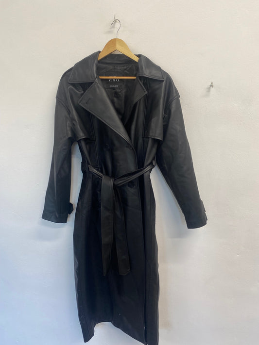 Fabulous Zara Trench Coat UK M Black faux leather city KS002