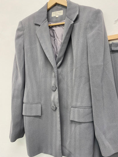 Fabulous Patsy Seddon Phase Eight vintage Y2K Suit UK10 Jacket uk12 trousers Grey BT001