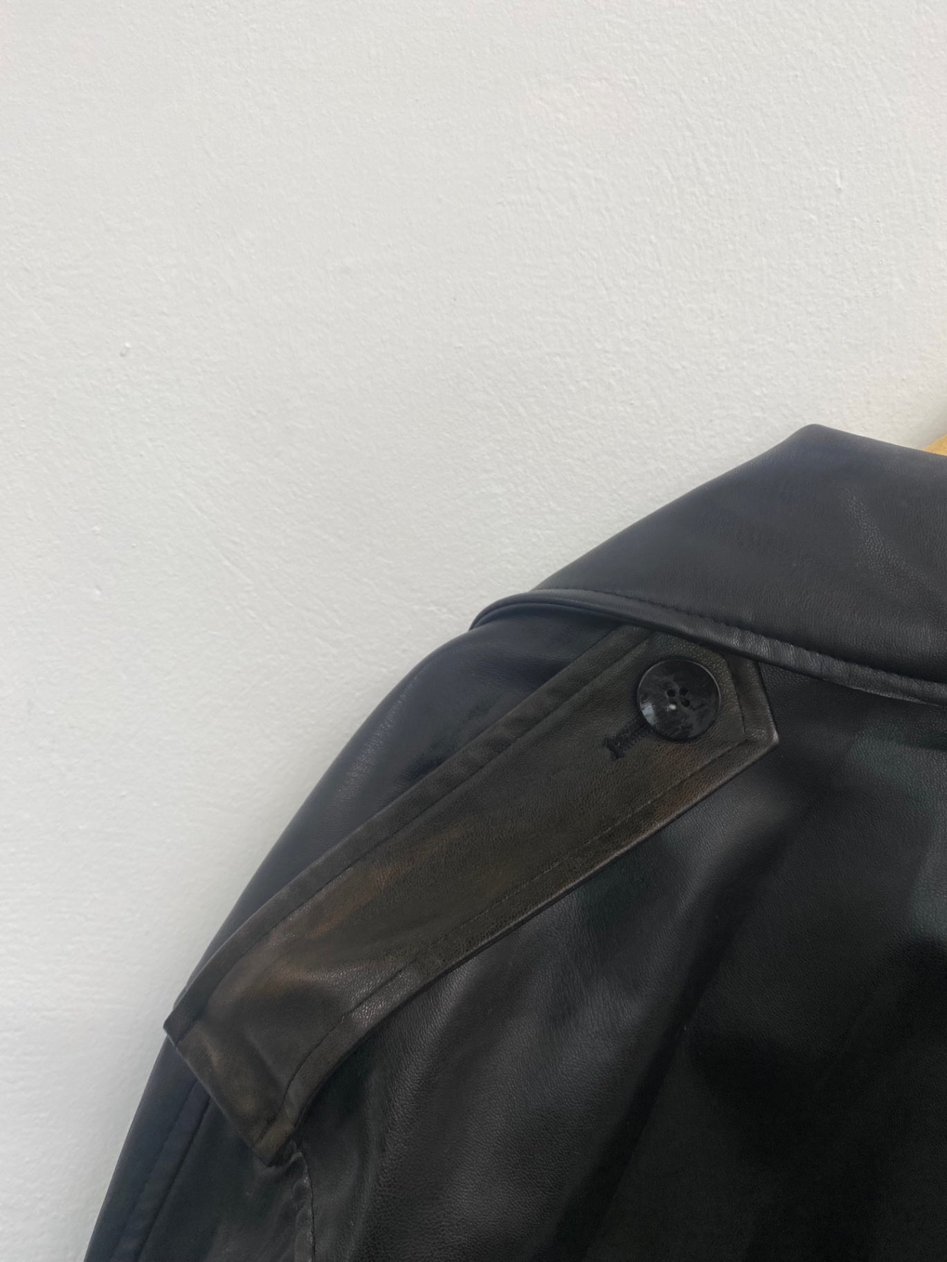 Fabulous Zara Trench Coat UK M Black faux leather city KS002