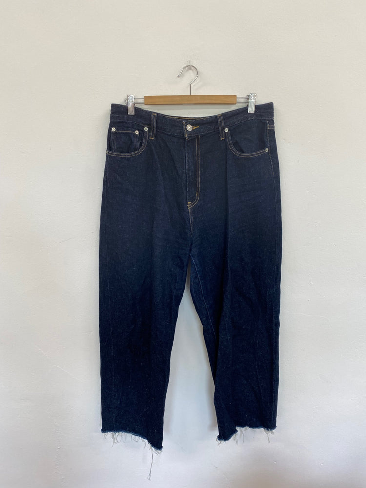 Fabulous Levi Strauss & Co Navy Balloon Leg Jeans UK14 CM007