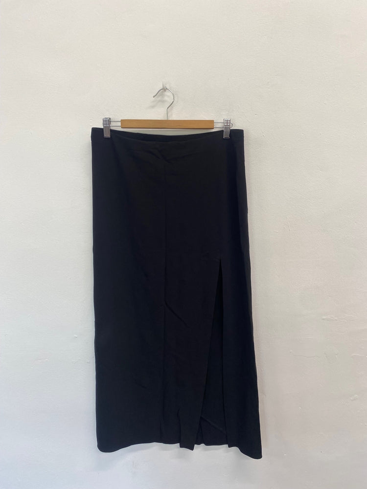Fabulous DKNY Midi Skirt Uk14 Black split hem y2k DC433