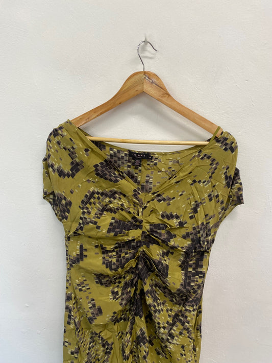 Fabulous Ted Baker Dress UK12-14 Olive green and black pattern with slip SC007