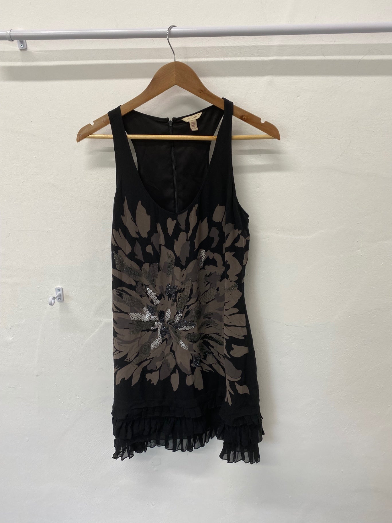 Fabulous Ted Baker 1920’s vibes retro silk  Dress UK12 Black Ruffles party SC007