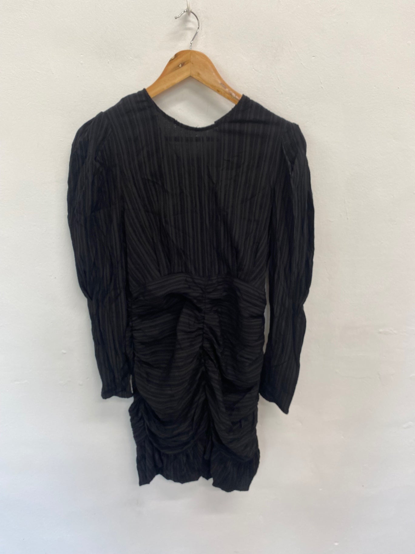 Fabulous River Island Dress UK 12 Black ruched midi open back SC007