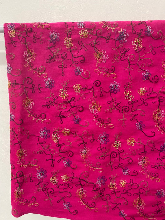 Fabulous Boho Chic Unbranded Pink Floral Embroidered Scarf One Size DC433