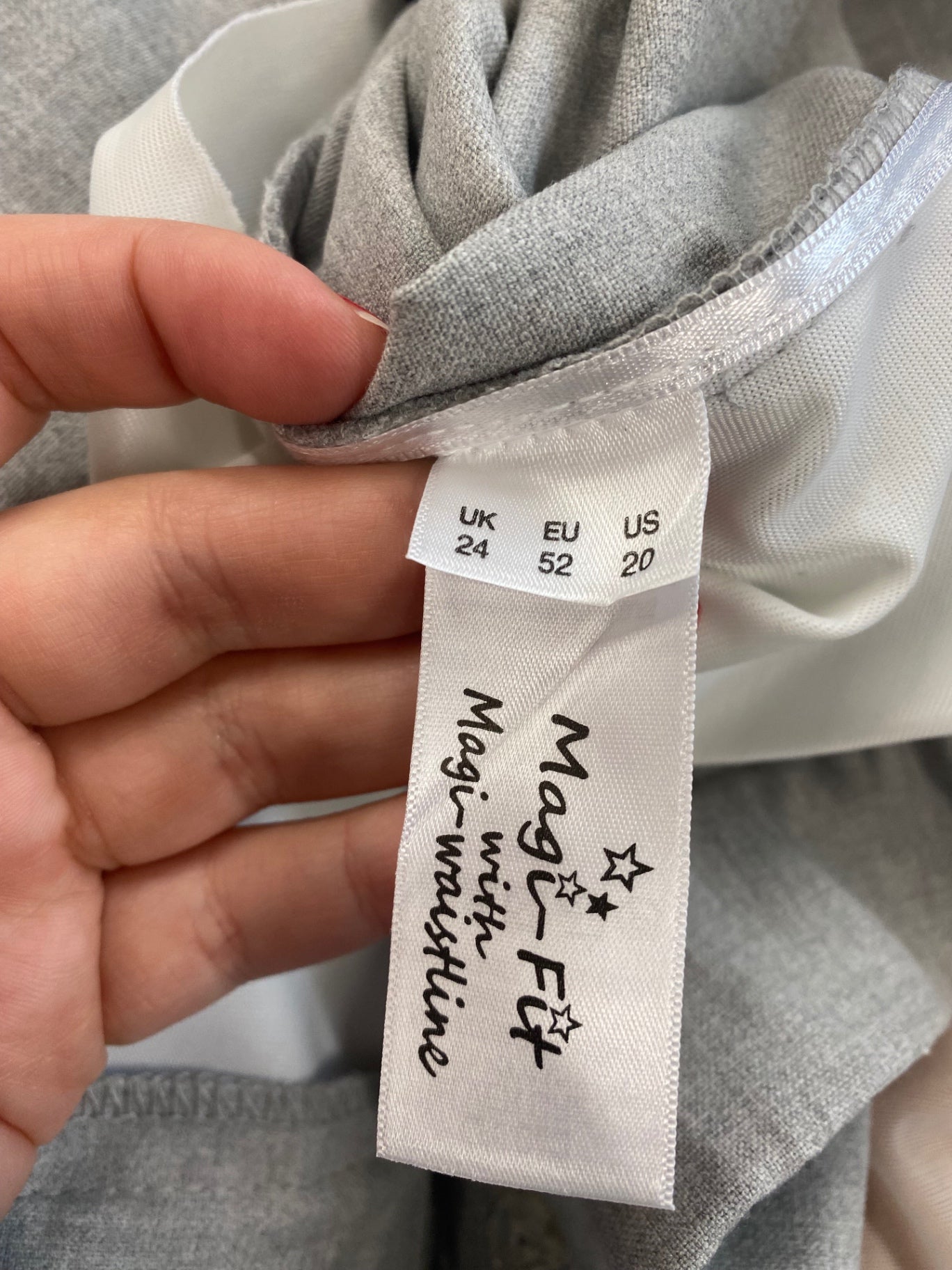 Fabulous Magi-Fit Grey Straight Cut Trousers UK24 SB001