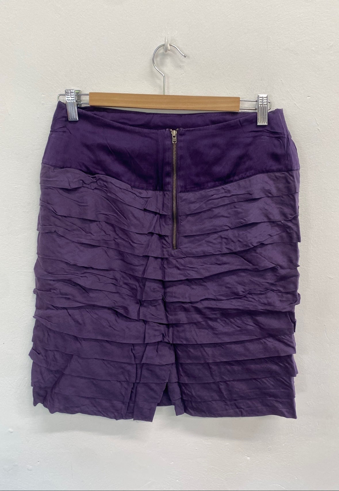 Fabulous REISS Skirt Uk 10 Purple tiered ruffle CD434