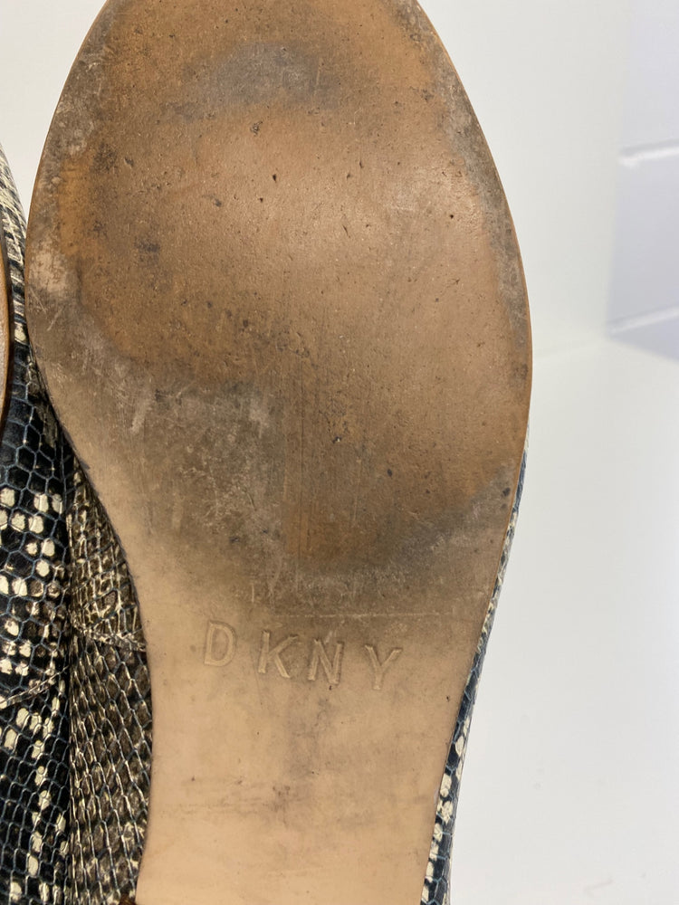 Fabulous DKNY Python Grey Green Loafers UK5 embossed leather NR001